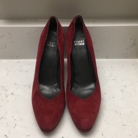 Red suede pumps - Picture 2 of 7